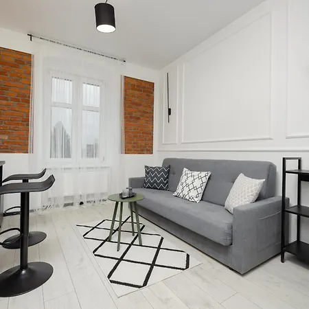 Apartment Cozy Studio Poznanska In By Renters